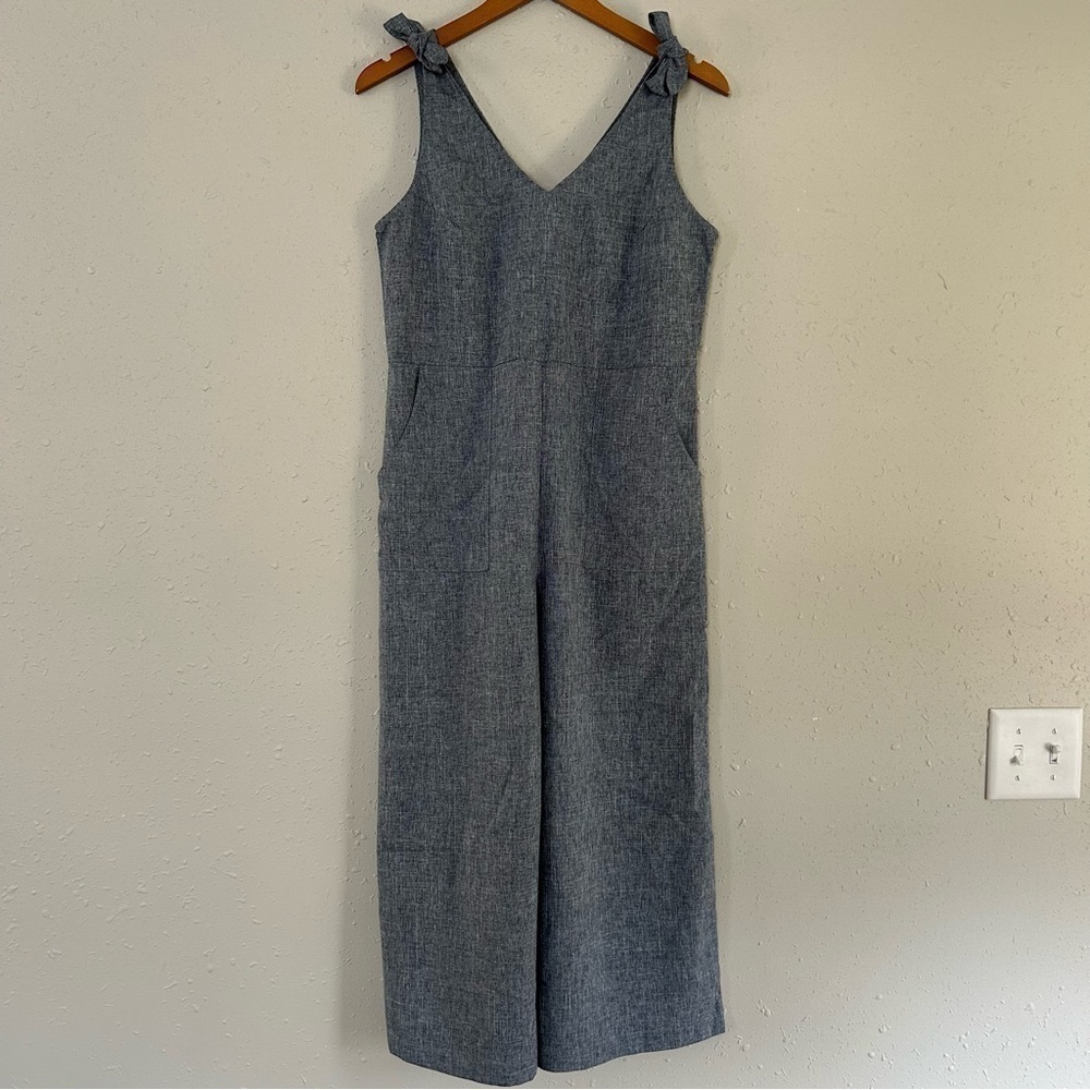 Doe & Rae Grey V-Neck Wide Leg Jumpsuit Small Jumper Casual Formal - Picture 2 of 9